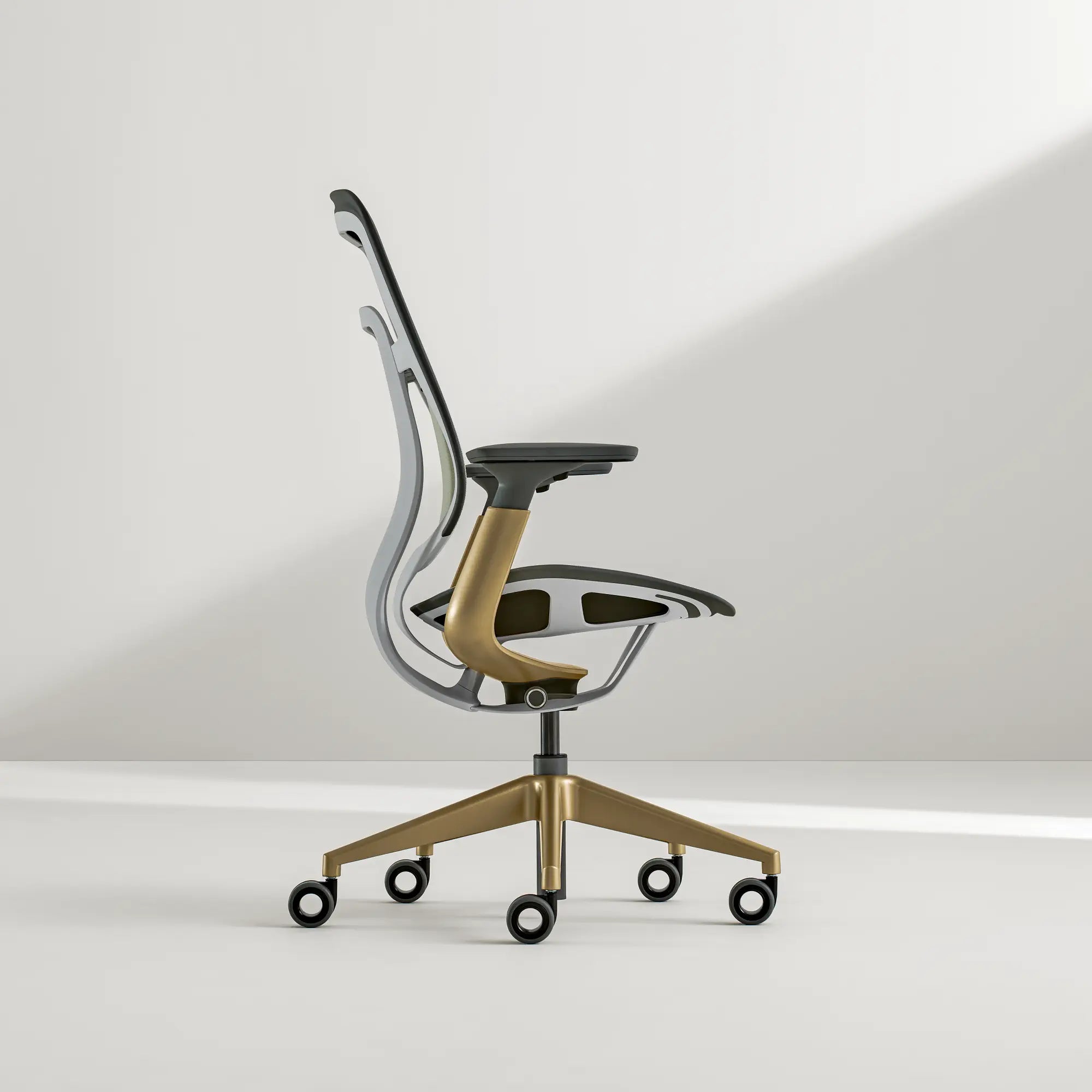 Sans têtière / Intermix Noir KR08+Matte Brass 4B22